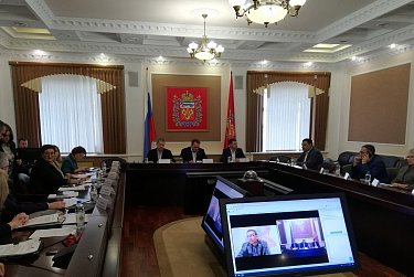 Что ждет рекламу и торговлю в городе?